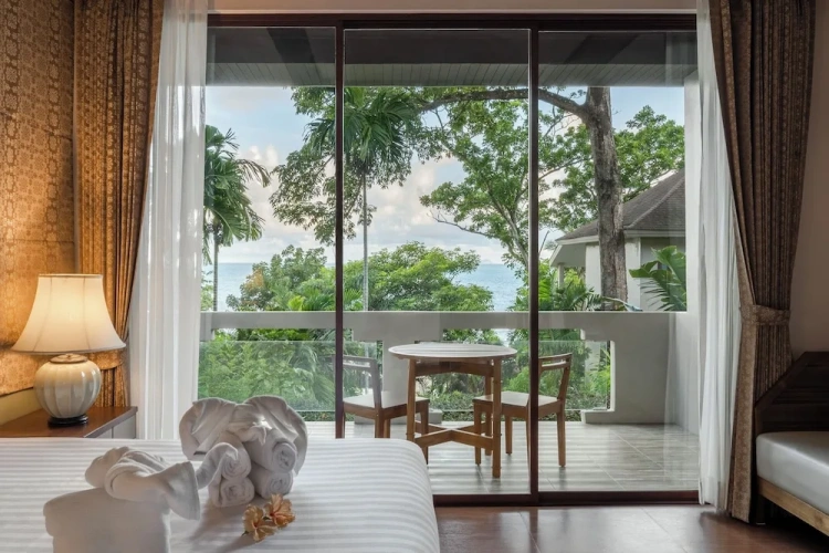 Deluxe room with balcony