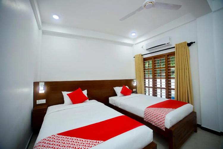 Cedar by OYO Rooms
