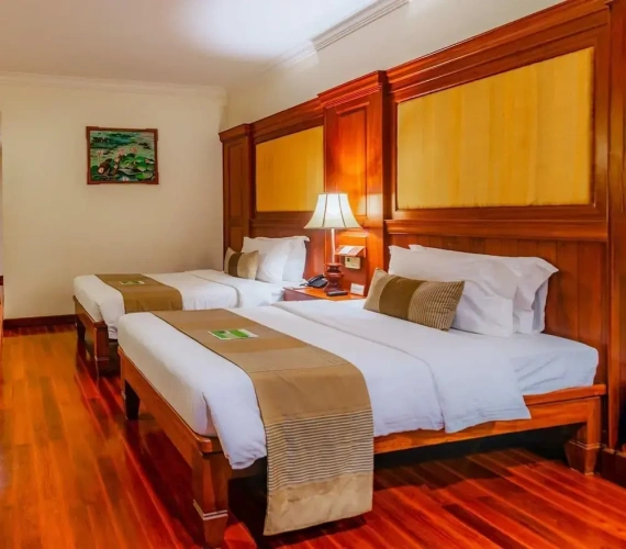 Deluxe Family room with balcony and with pool view
