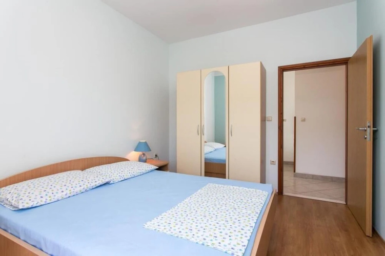 Apartments Marina