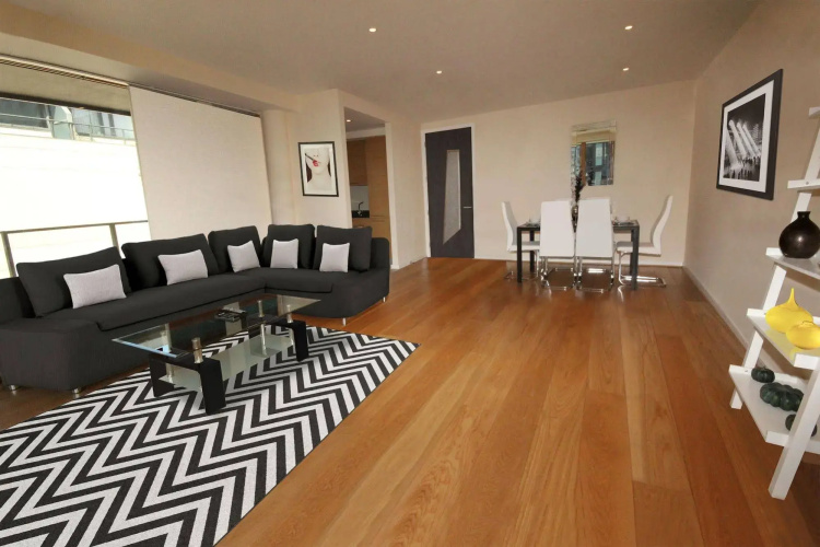 Forbes Street Apartment