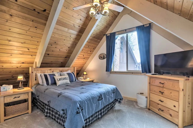 Lazy Bear Cabin
