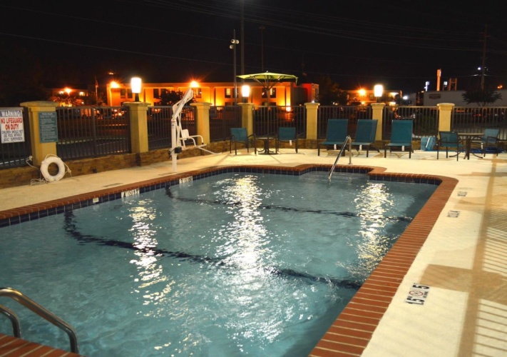 Best Western Plus University Inn photo 13