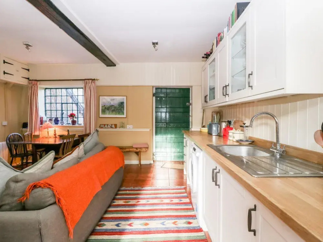 Yew Tree Cottage