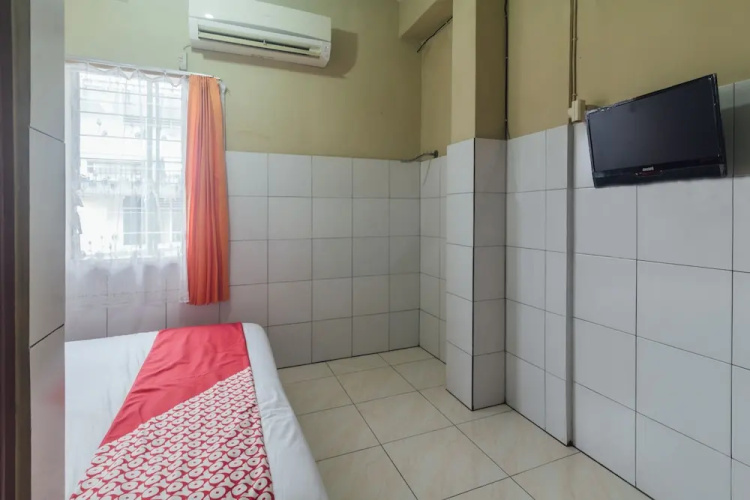 Oyo 2244 Wisma Game