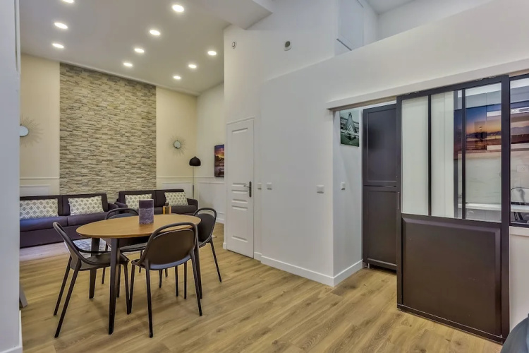 05 - Designed Parisian Flat
