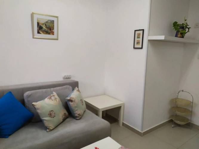 Nelly's Housing Unit