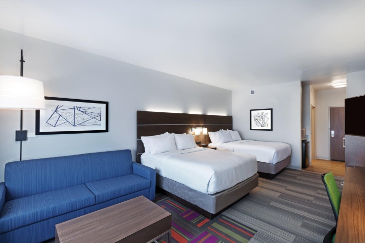 Quadruple Suite