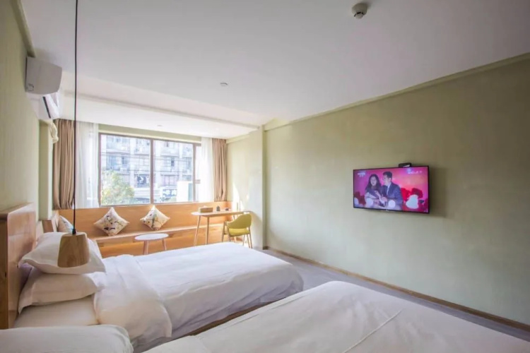 Qingteng Sushe Art Hotel
