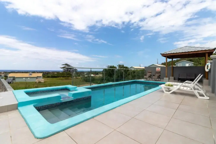 Private Pool Private Chef Discoverybay 24hr Secure