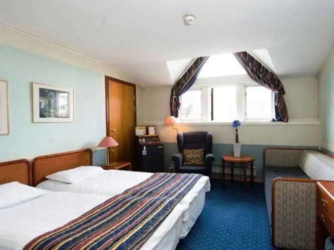 Best Western West