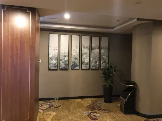 Yangzhou Xinmeida Zhishang Hotel