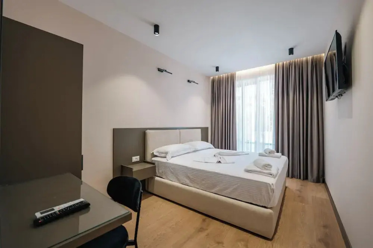 Elif Hotel