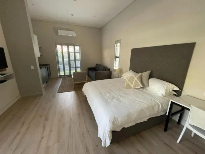 Deluxe Family Suite