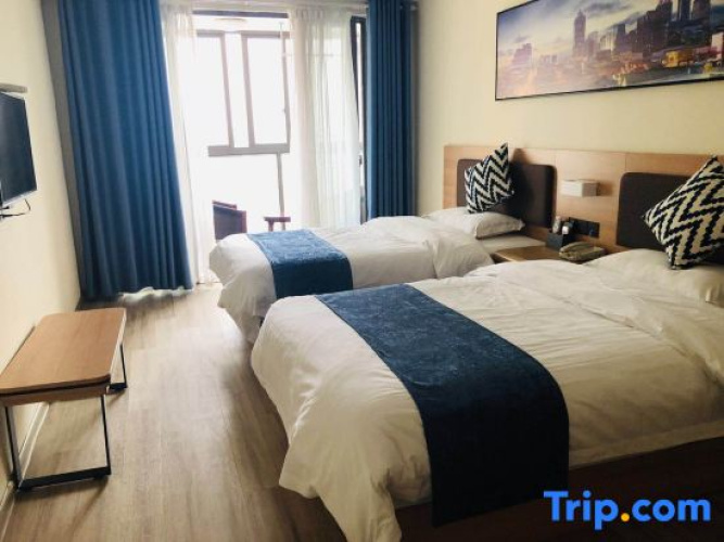 Cixi GreenTree Apartment Hotel