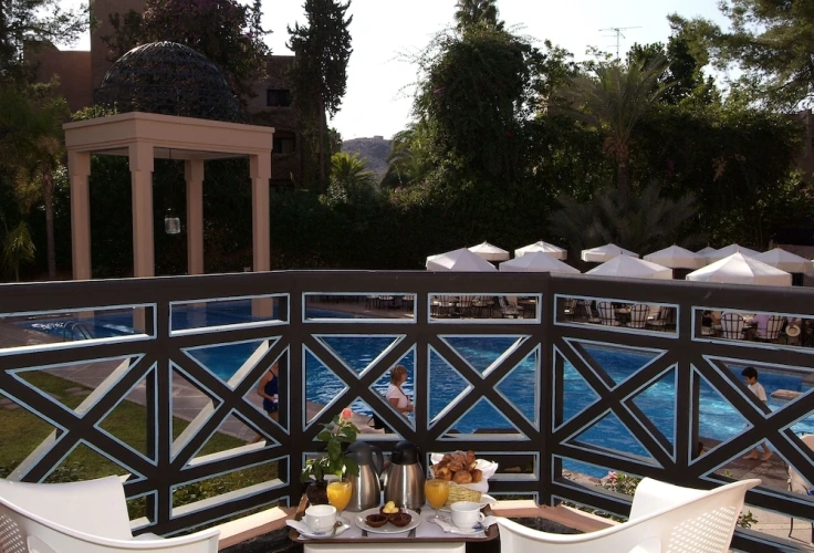 Standard Double room with balcony and with garden view