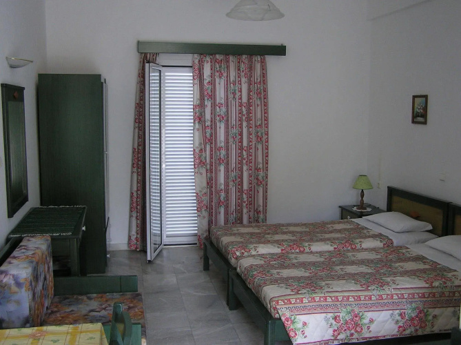 Knossos Apartments