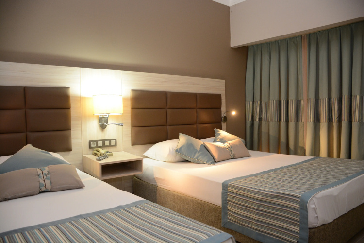 Palmeras Beach Hotel