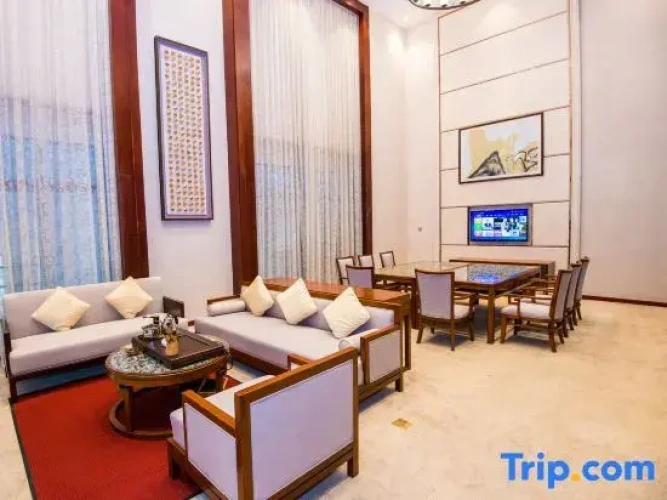 Quadruple Duplex Suite