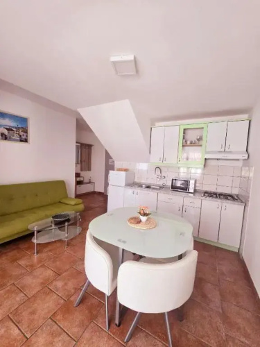 Apartments Vugica Šilo