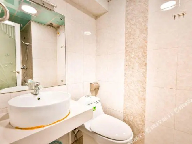 Chenxi Apartment Hotel