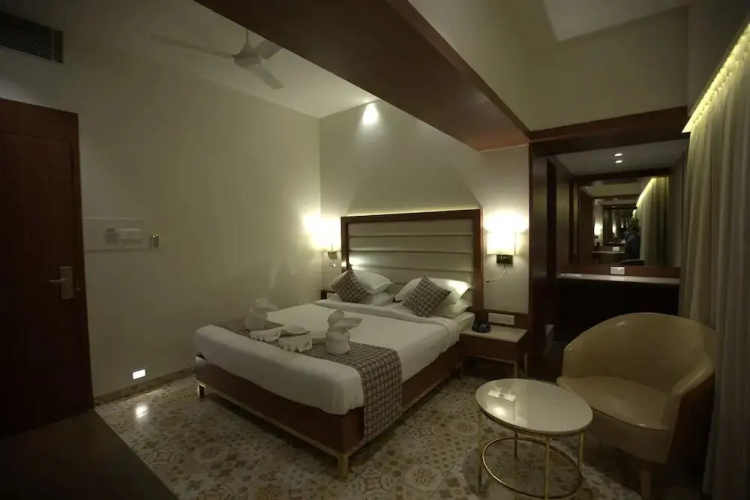 Majestic Suites