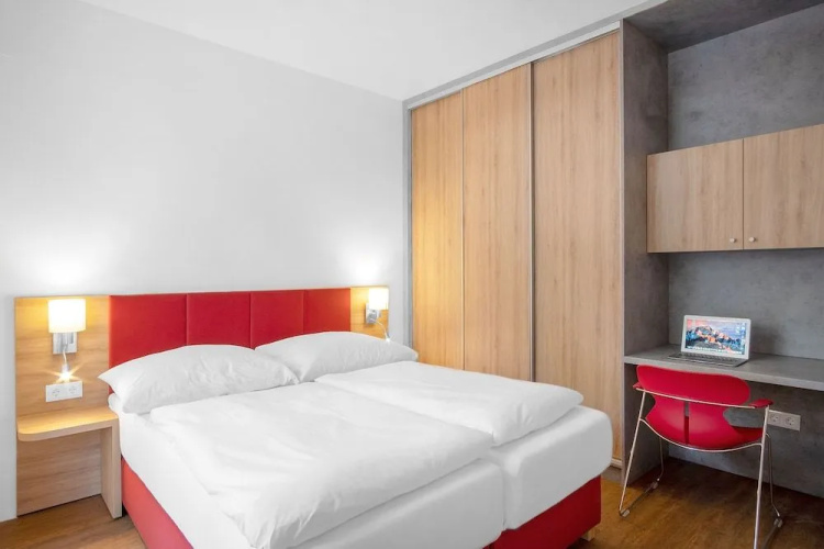 Szent Bernadett Csaldi Apartmanhz