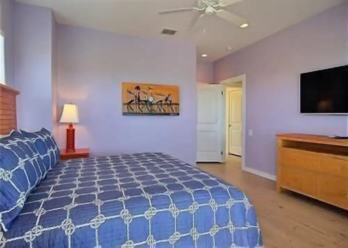 Gulfwaters Beachfront Resort 101 102