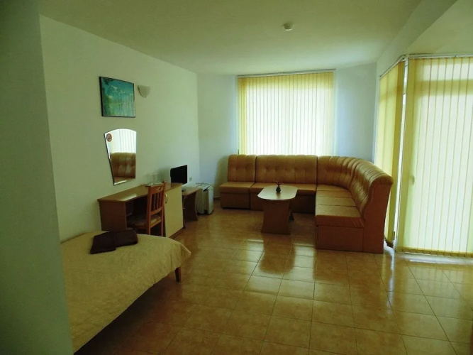 Hotel Crystal