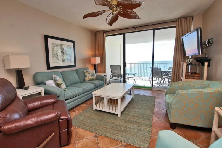 Pelican Pointe 803 - 3 Br Condo