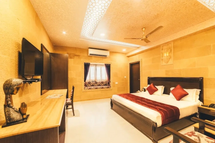 Standard room with balcony