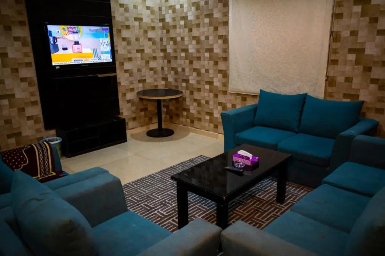 Ahlin Suites 1 By Khaymat Alyarmouk
