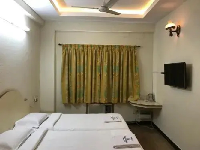 AKG Lodge