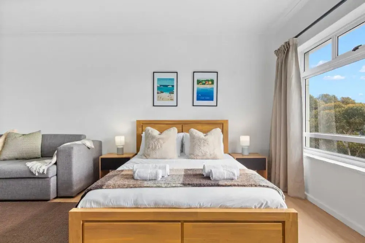 E1 Ventnor House