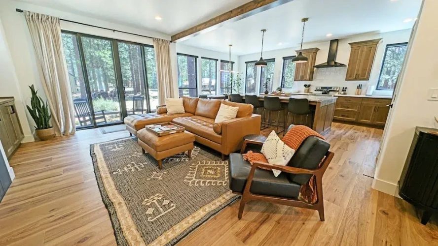 4 Bedrooms Cottage