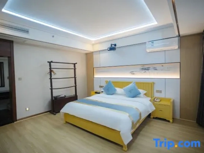 1 Bedroom Suite