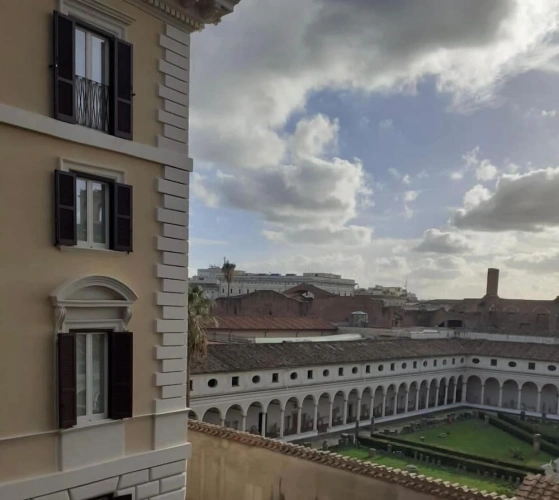 Grand Triple room with balcony and with partial view