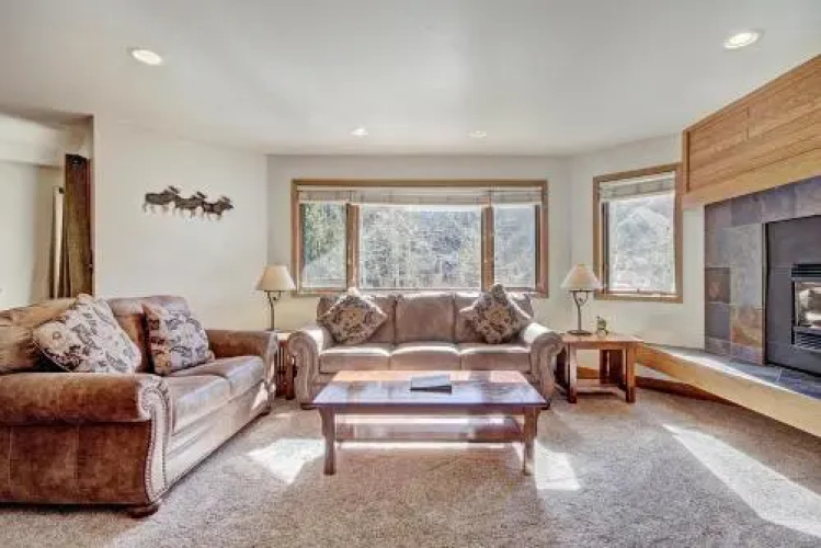 Ffd7 Frostfire Condo