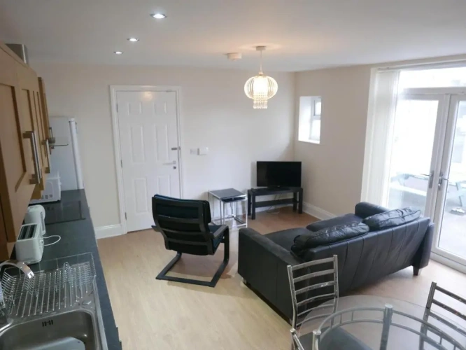 Deluxe Apartment