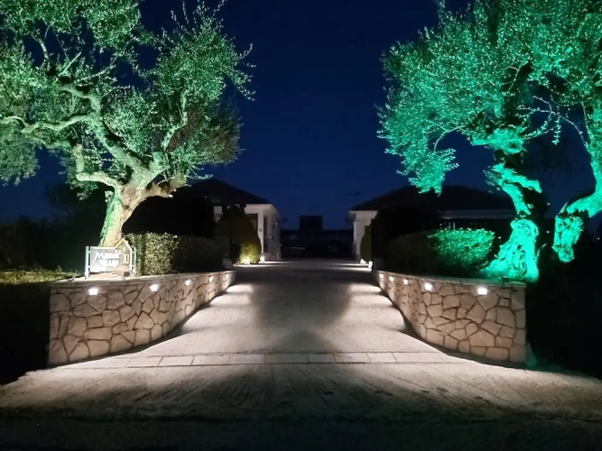 Madini Luxury villa with private Heated pool