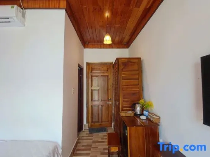 Deluxe Double room with balcony and with garden view