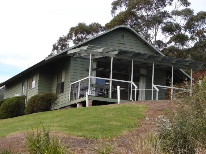 2 Bedrooms Villa