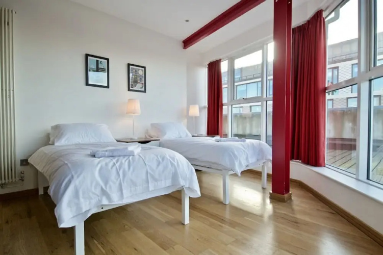 62-66 Farringdon by condokeeper