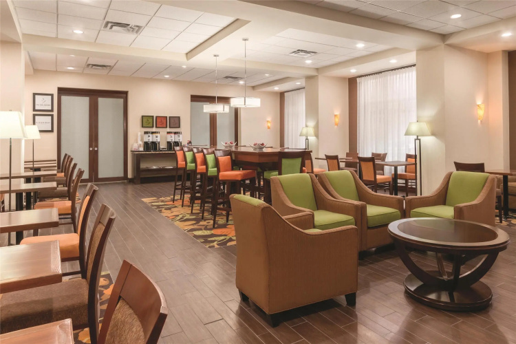 Hampton Inn by Hilton Edmonton South photo 26