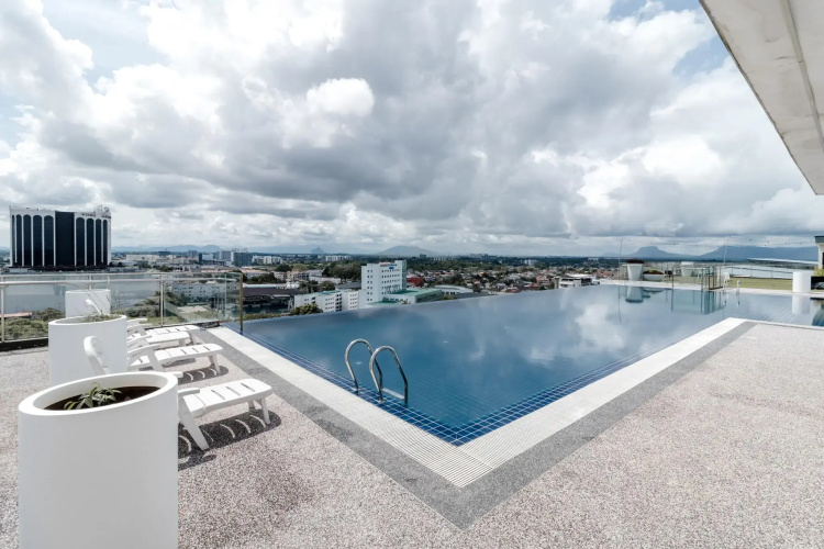 Regatta Suites Kozi Square Kuching