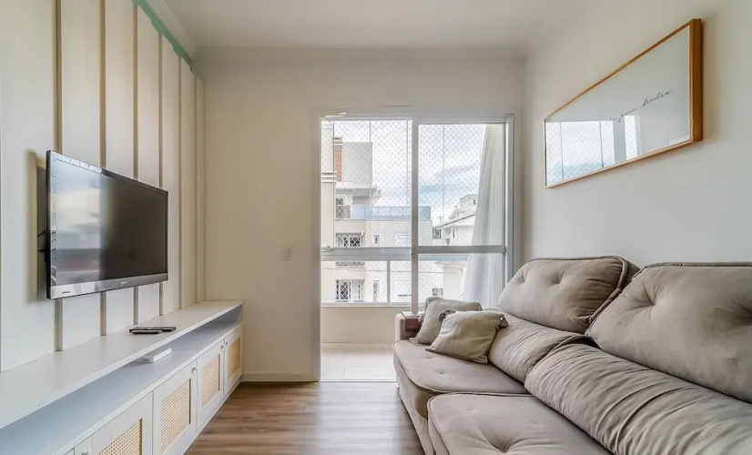 Apt w/ Gourmet Balcony 800m From the Beach Cbe0201