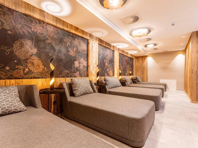 Modern Holiday Apartment