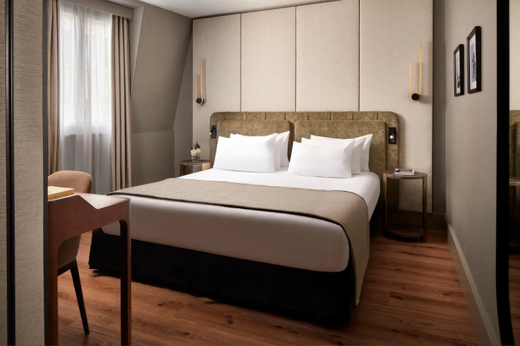 Premium room