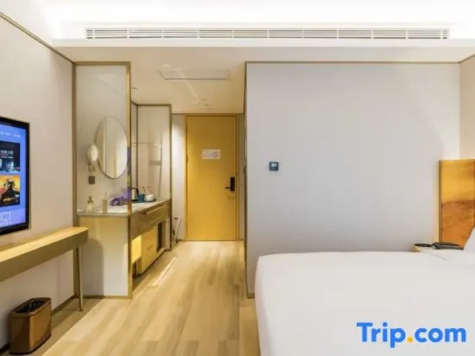Standard Double room with courtyard view