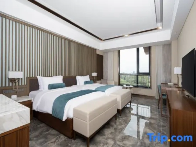 2 Bedrooms Deluxe Family Suite